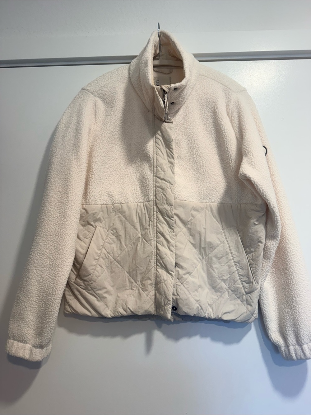 Vuori Sherpa Jacket with Quilted Panels